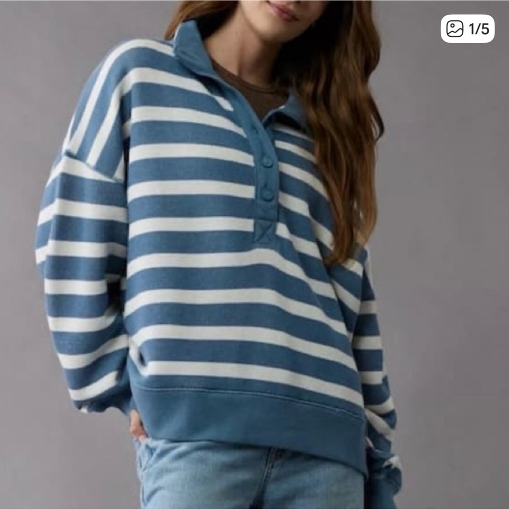 American Eagle Big Hug Henley size medium new with tags